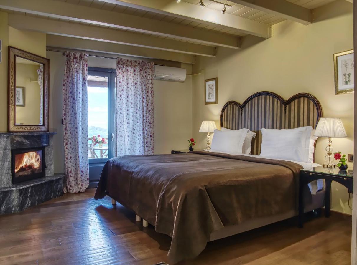 Aegli Arachova Hotel Екстериор снимка